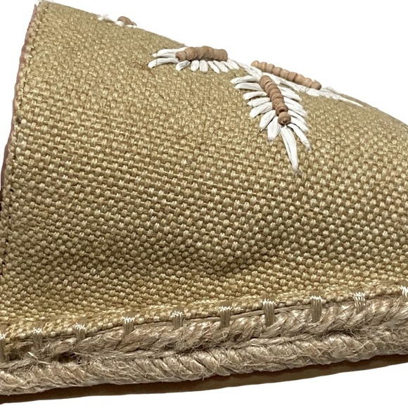 Badgley Mischka Espadrille Slides, Tan & White Raffia Embroidery, Beads, Floral - Picture 5 of 12